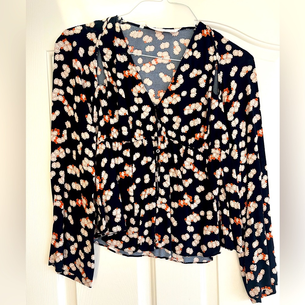 Zara Trafaluc black top with flowers